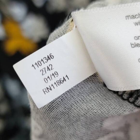 Lane Bryant Floral Shoulder Tie Short Sleeve Top Size 14/16 - Picture 5 of 6